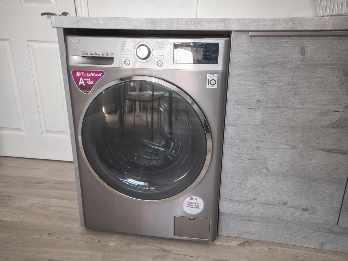 Amazing 1 Bed Flat In Lovely Area Birmingham Kültér fotó
